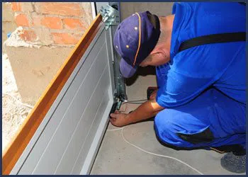 Neighborhood Garage Door Nashville, TN 615-608-4035 - cont-door-instiallation-t-22-gr-23m